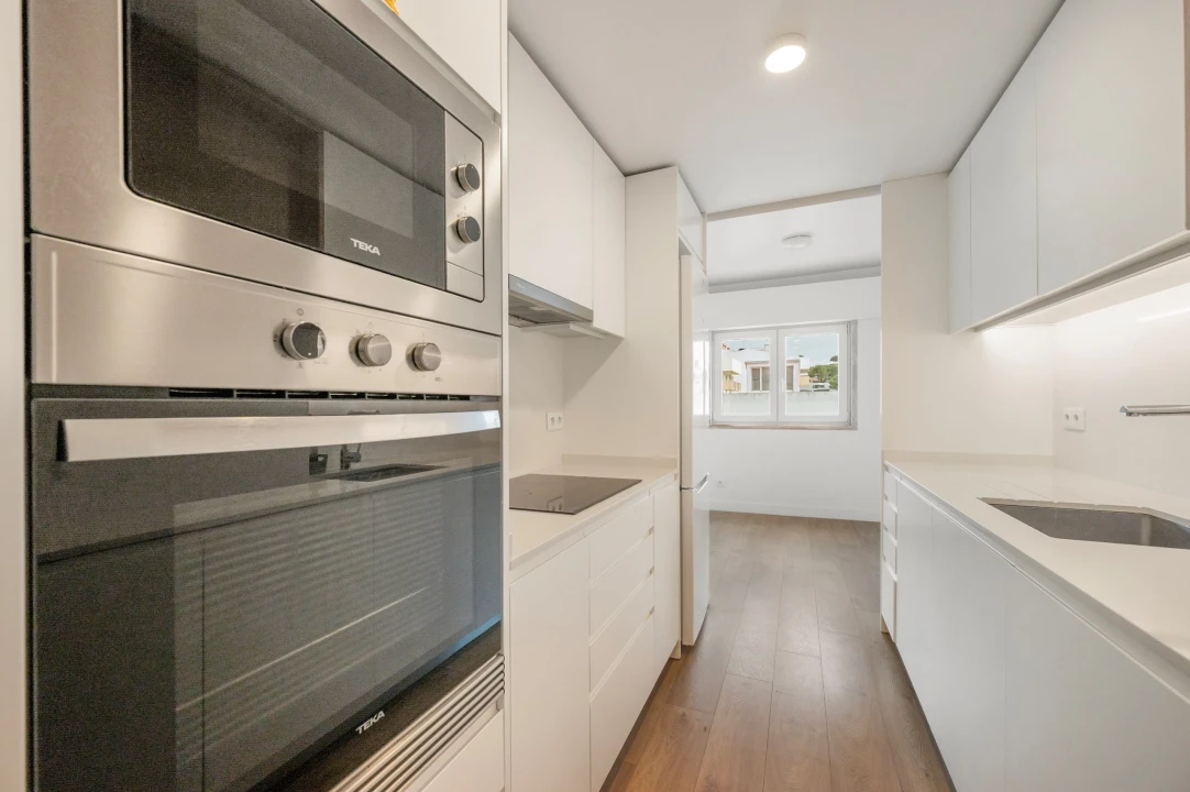 Apartamento T2 para Venda em Oeiras e São Julião da Barra, Paço de Arcos e Caxias Foto 8