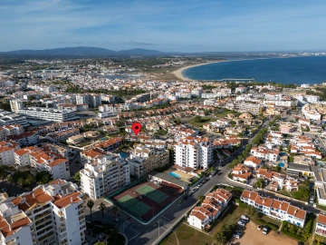 Moradia T4 para Venda em Lagos (São Sebastião e Santa Maria)