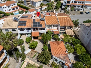 Moradia T4 para Venda em Lagos (São Sebastião e Santa Maria)