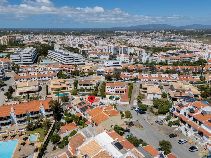 Moradia T4 para Venda em Lagos (São Sebastião e Santa Maria) Foto 45