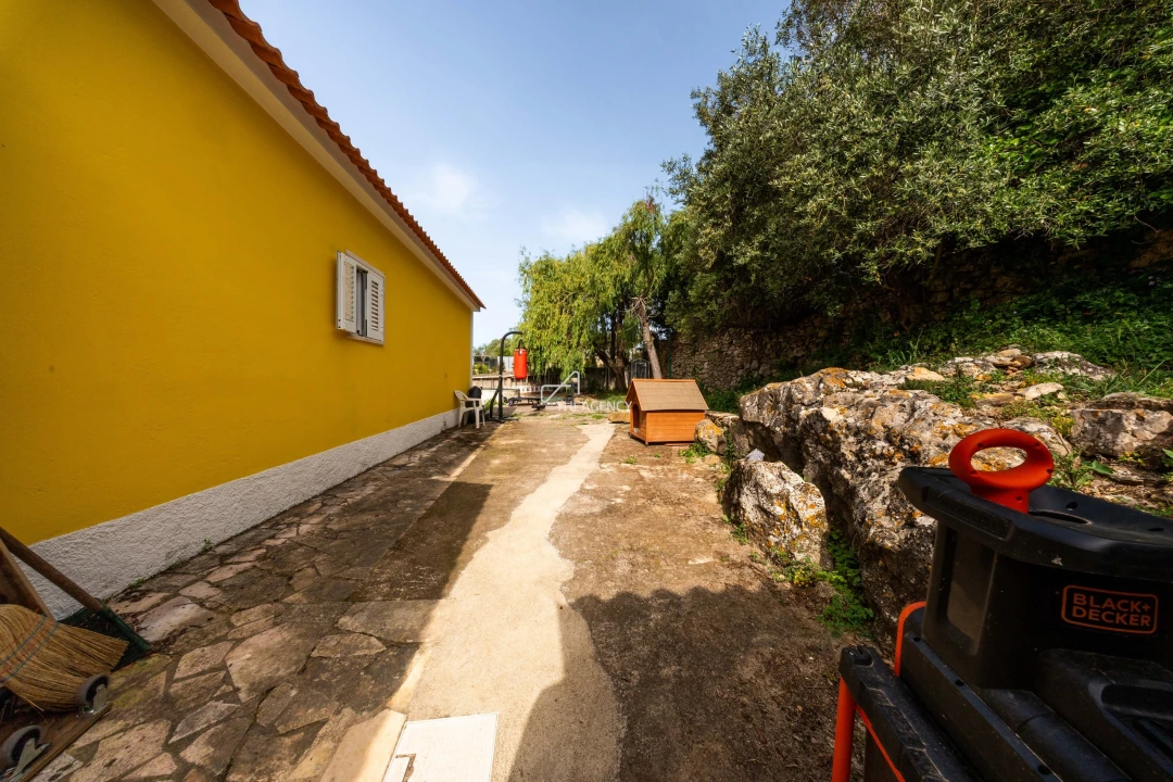 Moradia T2 para Venda em Agualva e Mira-Sintra Foto 28