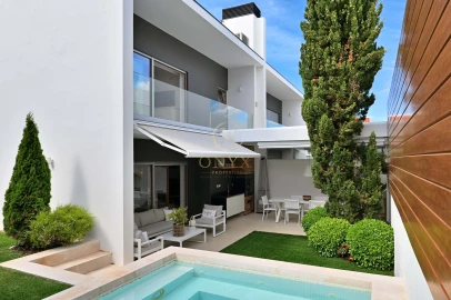 Moradia T3 para Venda em Carcavelos e Parede
