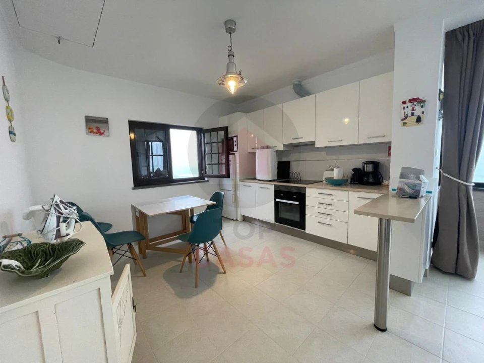 Apartamento T1 para Venda em Foz do Arelho Foto 8