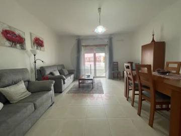 Apartamento T3 para Venda em Tornada e Salir do Porto