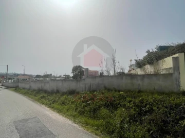 Moradia T3 para Venda em Nadadouro