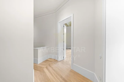 Apartamento T3 para Venda em Cedofeita, Santo Ildefonso, Sé, Miragaia, São Nicolau e Vitória
