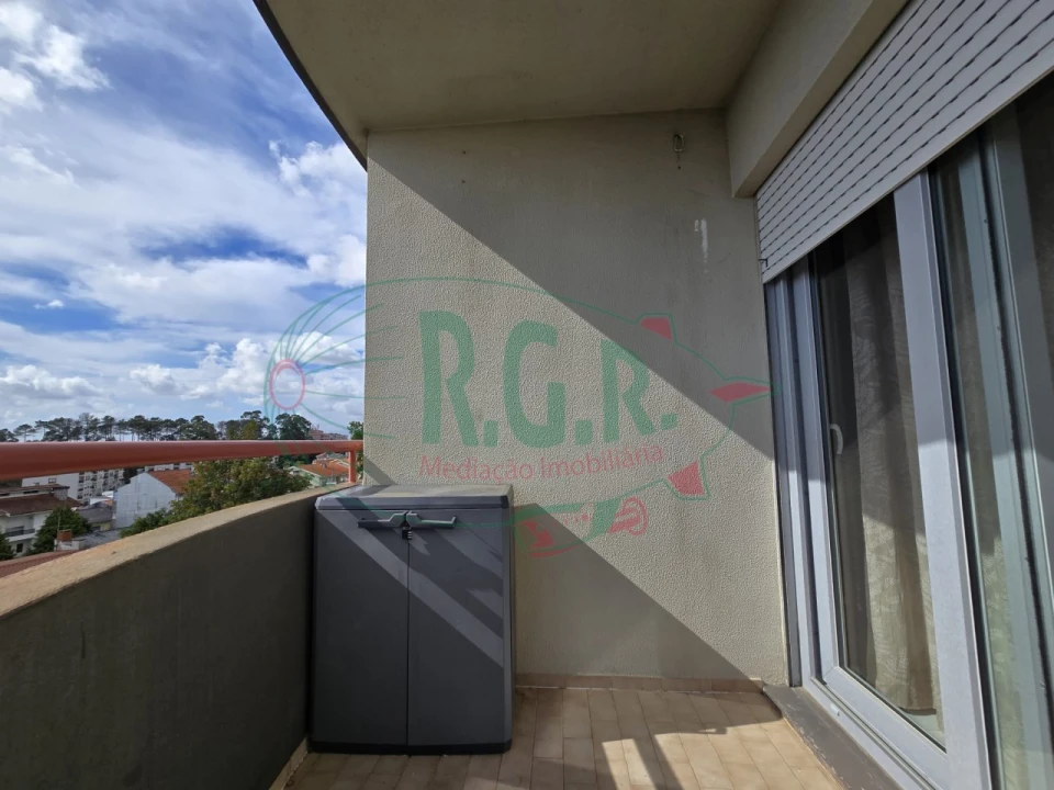 Apartamento T2 para Venda em Fânzeres e São Pedro da Cova Foto 12