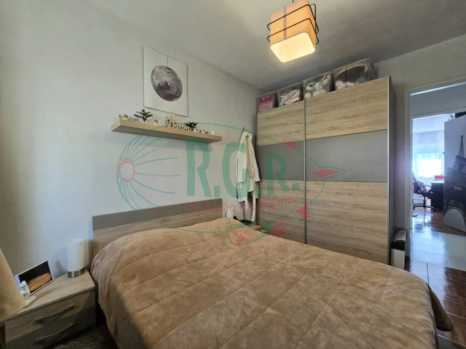Apartamento T2 para Venda em Fânzeres e São Pedro da Cova Foto 28