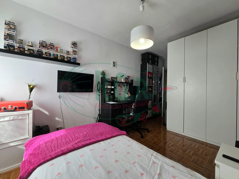 Apartamento T2 para Venda em Fânzeres e São Pedro da Cova Foto 34