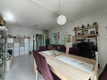 Apartamento T2 para Venda em Fânzeres e São Pedro da Cova