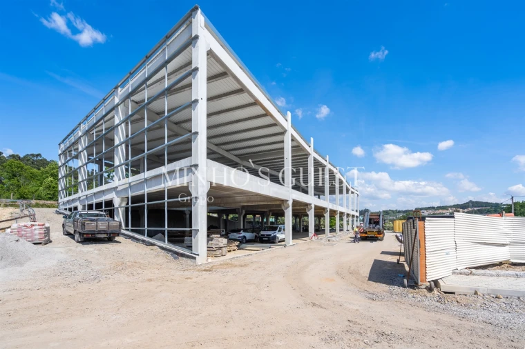 Armazém para Venda em Ronfe Foto 21