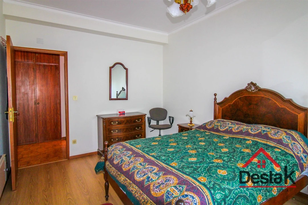 Apartamento T3 para Arrendamento em Ranhados Foto 13