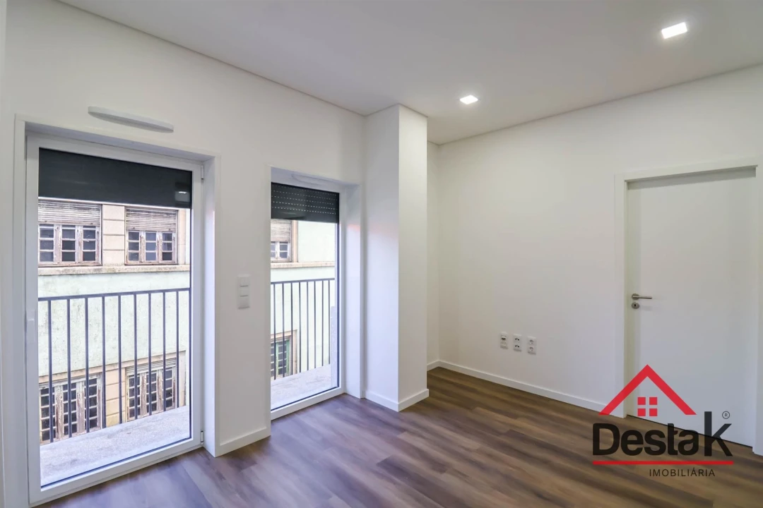 Apartamento T1 para Arrendamento em Viseu Foto 5