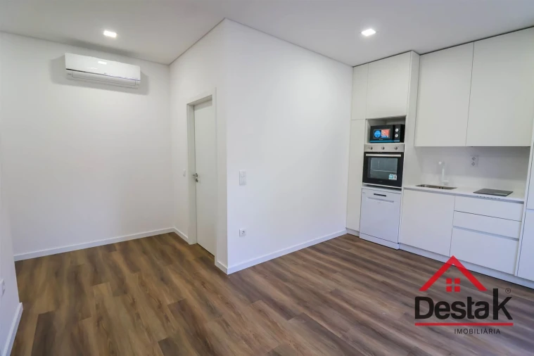 Apartamento T1 para Arrendamento em Viseu Foto 3