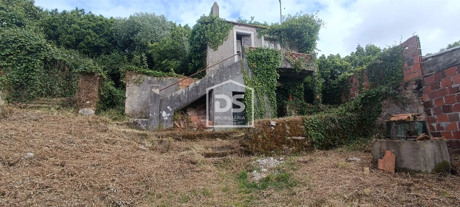 Moradia T2 para Venda em Maiorga Foto 3