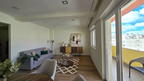 Apartamento T3 para Venda em Benfica