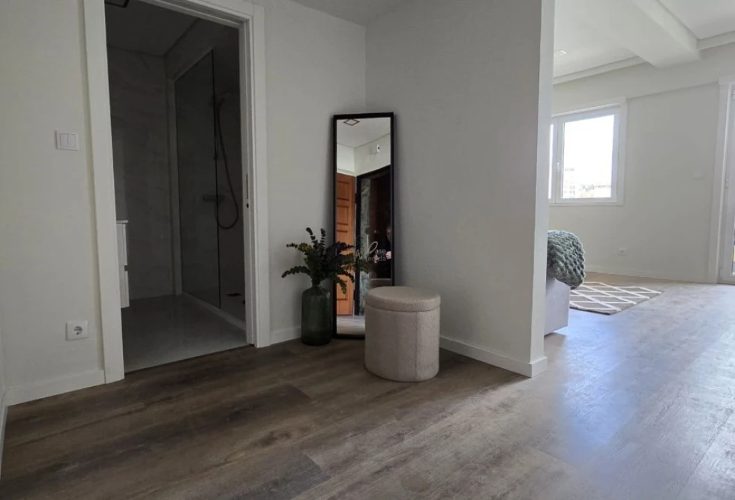 Apartamento T3 para Venda em Benfica Foto 9