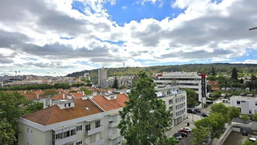 Apartamento T3 para Venda em Benfica Foto 32