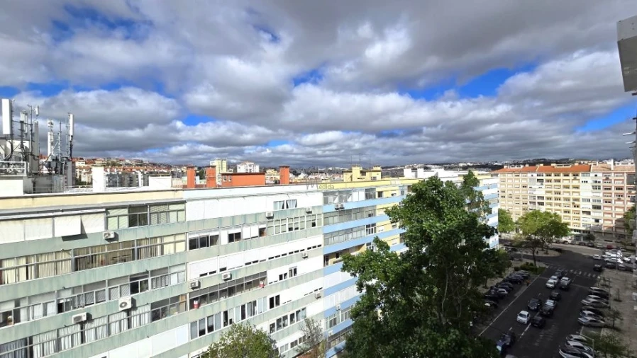 Apartamento T3 para Venda em Benfica Foto 29