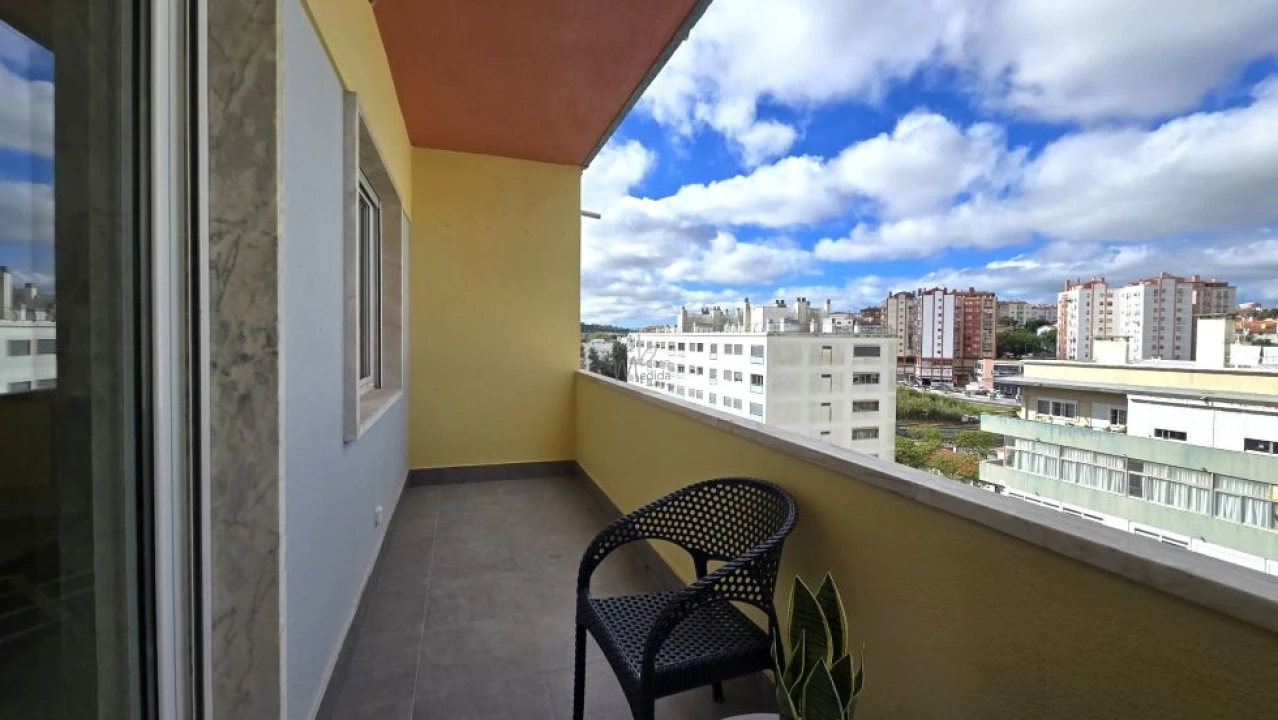 Apartamento T3 para Venda em Benfica Foto 31