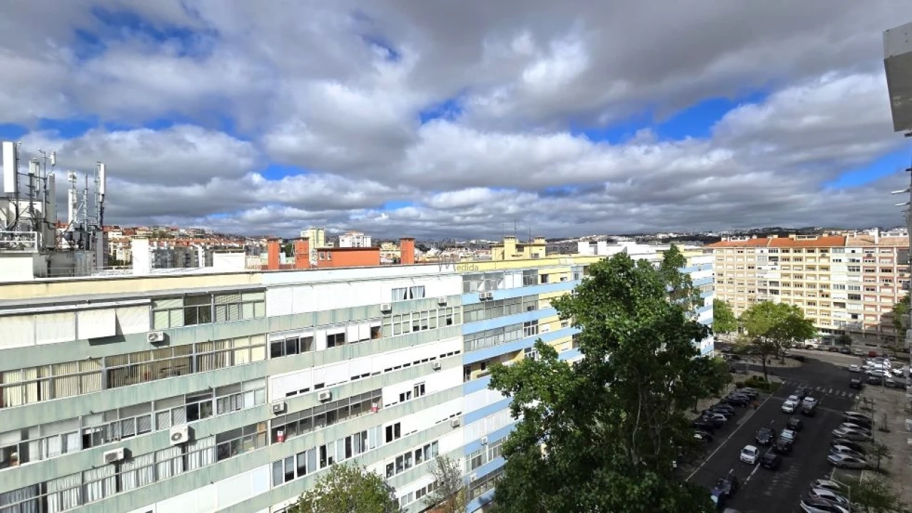Apartamento T3 para Venda em Benfica Foto 29