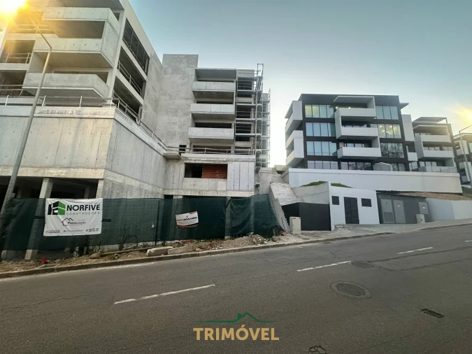 Apartamento T0 para Venda em São João da Madeira Foto 17