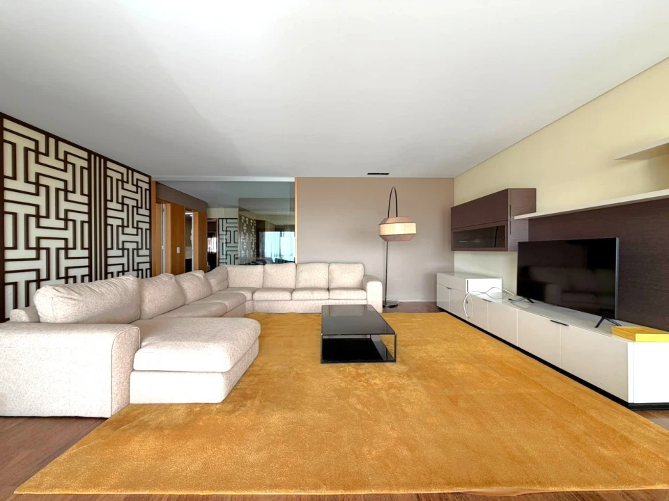 Apartamento T4 para Arrendamento em Matosinhos e Leça da Palmeira Foto 3