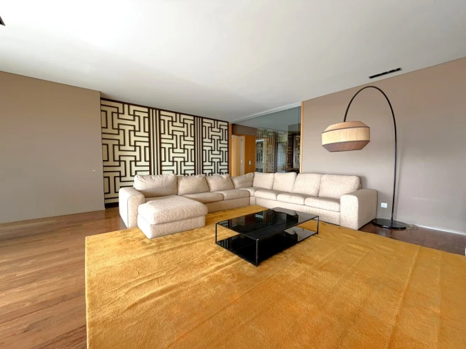 Apartamento T4 para Arrendamento em Matosinhos e Leça da Palmeira Foto 8