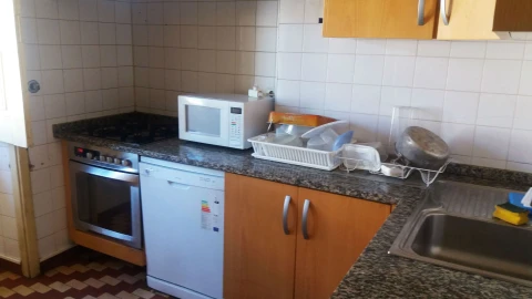 Apartamento T5 para Arrendamento em Santo Antonio dos Olivais