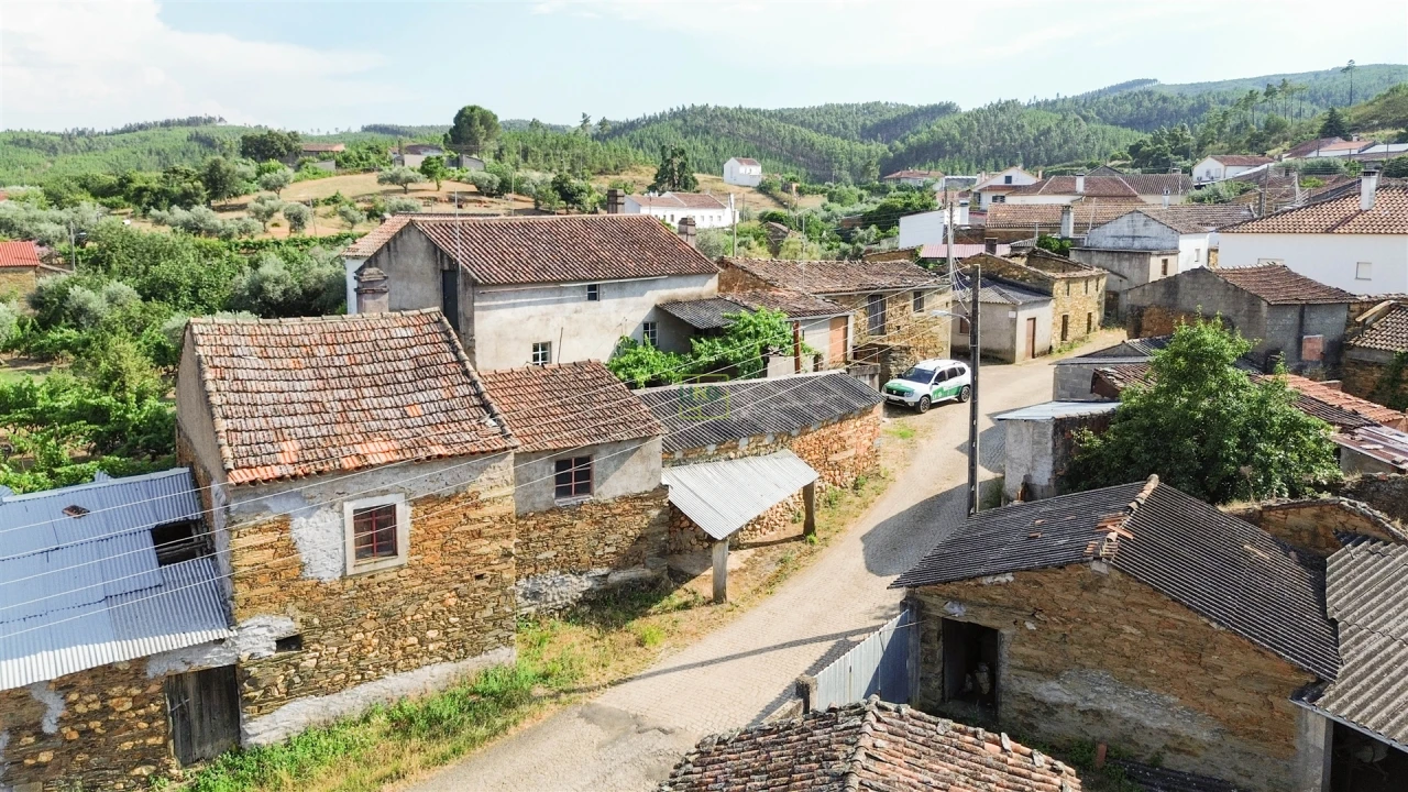 Moradia T3 para Venda em Sarzedas Foto 8