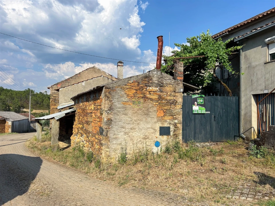 Moradia T3 para Venda em Sarzedas Foto 70