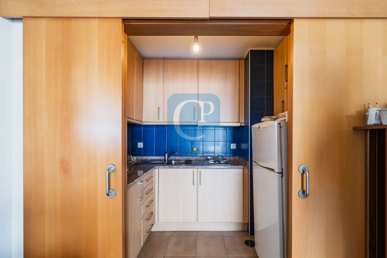 Apartamento T1 para Venda em Lordelo do Ouro e Massarelos Foto 16