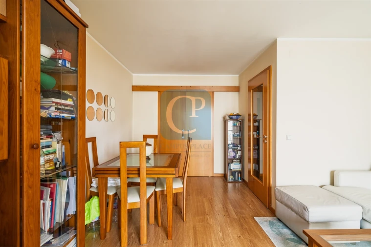 Apartamento T1 para Venda em Lordelo do Ouro e Massarelos Foto 8