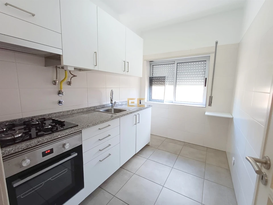 Apartamento T1 para Arrendamento em Buarcos Foto 7