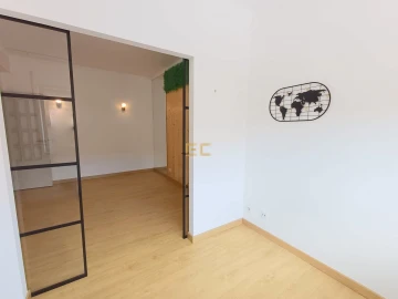 Apartamento T1 para Arrendamento em Buarcos