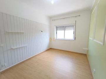 Apartamento T1 para Arrendamento em Buarcos
