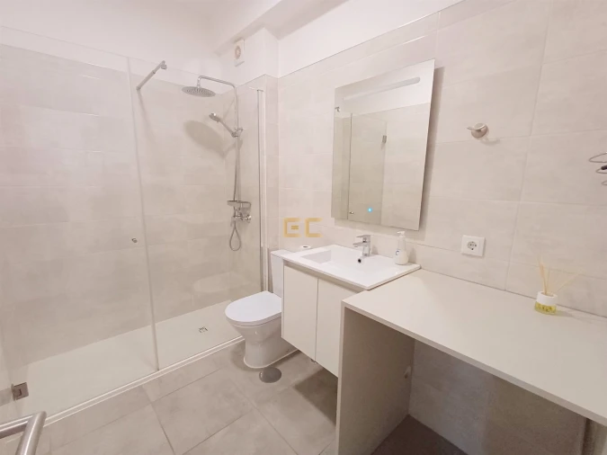 Apartamento T1 para Arrendamento em Buarcos Foto 13