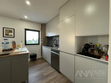 Apartamento T2 para Arrendamento em Rio de Loba