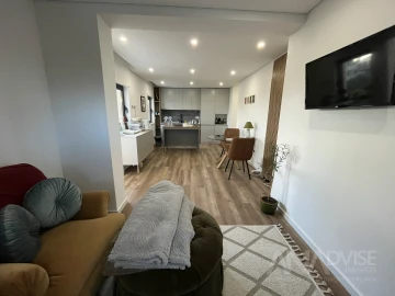 Apartamento T2 para Arrendamento em Rio de Loba