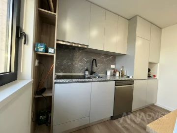 Apartamento T2 para Arrendamento em Rio de Loba
