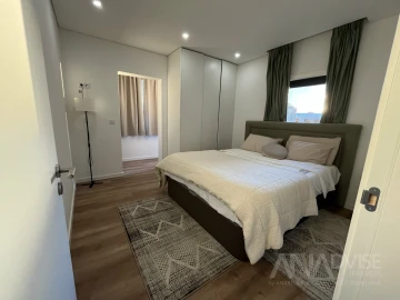 Apartamento T2 para Arrendamento em Rio de Loba