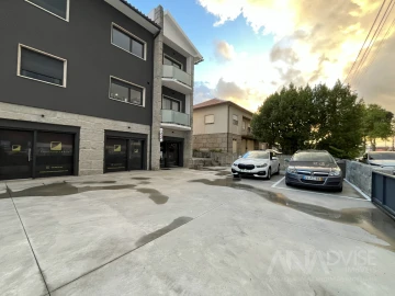 Apartamento T2 para Arrendamento em Rio de Loba