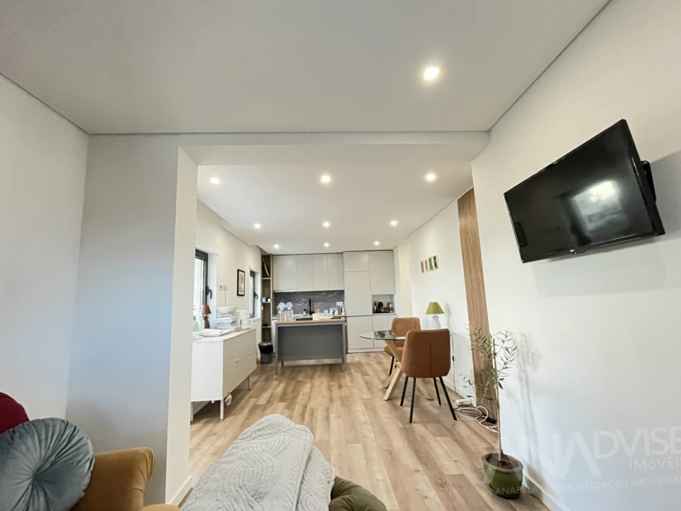 Apartamento T2 para Arrendamento em Rio de Loba Foto 2
