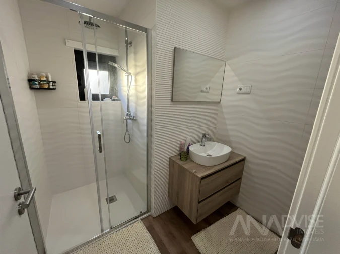 Apartamento T2 para Arrendamento em Rio de Loba Foto 17