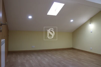 Moradia T2 para Venda em Santa Comba Dão e Couto do Mosteiro