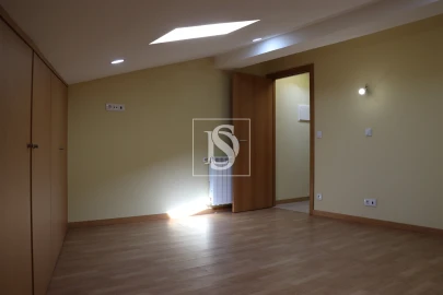 Moradia T2 para Venda em Santa Comba Dão e Couto do Mosteiro
