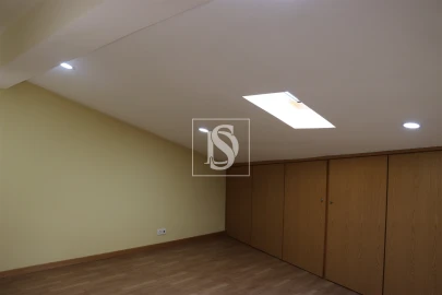Moradia T2 para Venda em Santa Comba Dão e Couto do Mosteiro