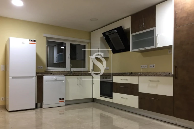 Moradia T2 para Venda em Santa Comba Dão e Couto do Mosteiro Foto 2