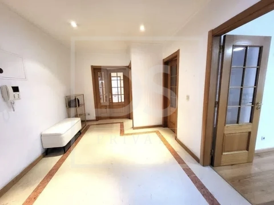Apartamento T4 para Venda em Parque das Nações Foto 32