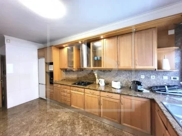 Apartamento T4 para Venda em Parque das Nações